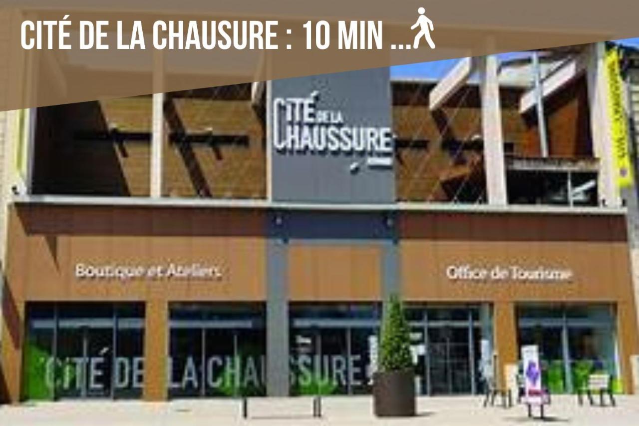 Le Bouquiniste, Centre Historique, Fibre, Ess, Rez-De-Chaussee, Bedinshop Romans-sur-Isère Exterior foto